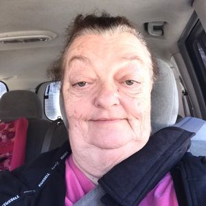 Meet your Posher, Elaine